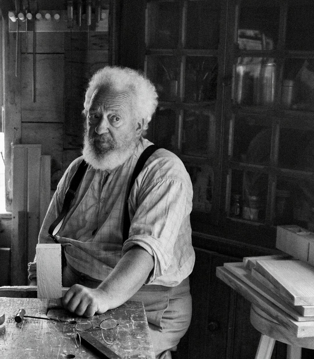 Portrait of an elderly Polish craftsman